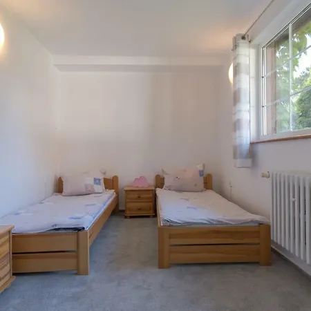 Pod Lipami Apartament Mielno (Koszalin)